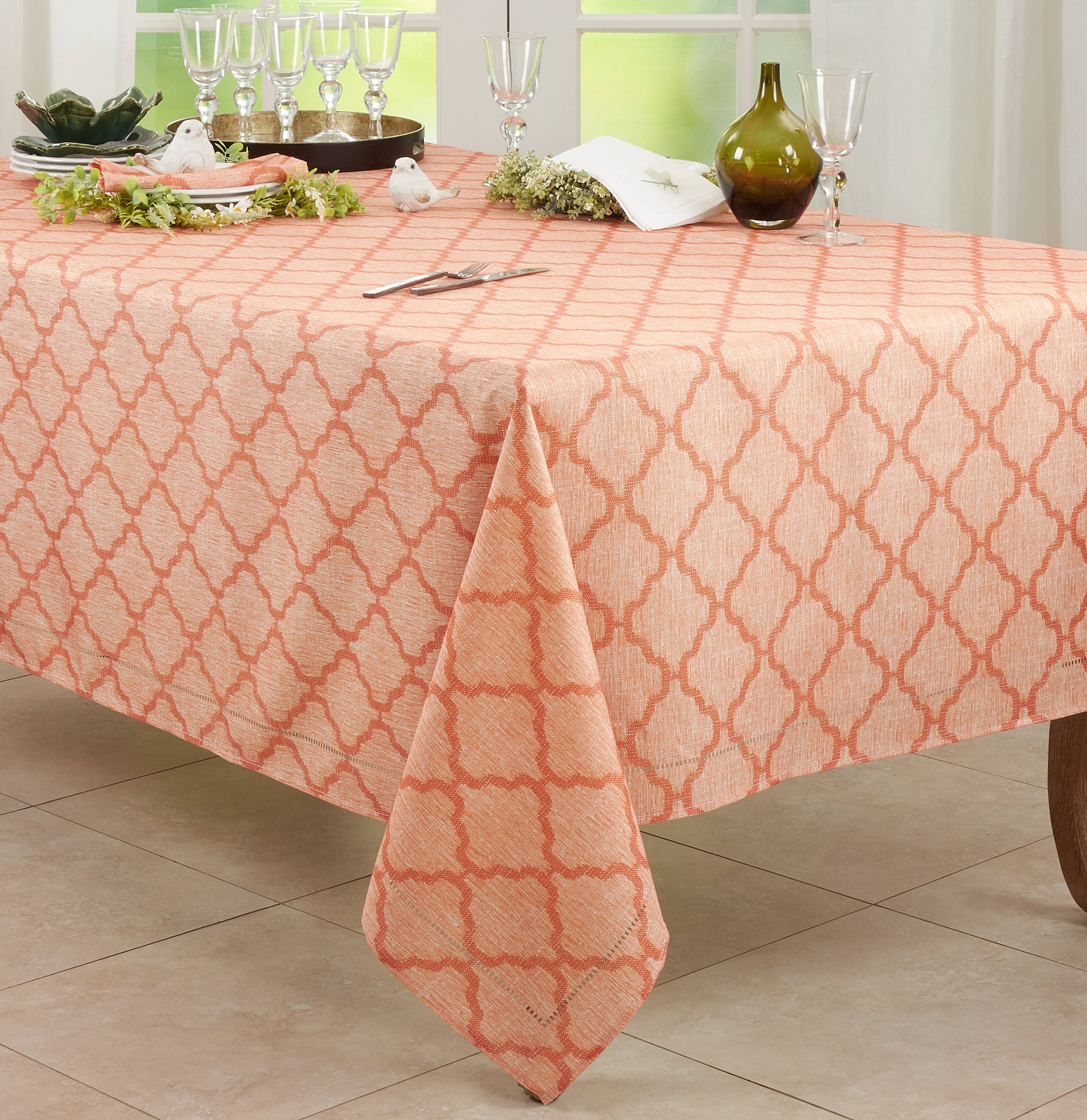 Saro Lifestyle - Wholesale Tablecloth - Moroccan Laser-Cut Hemstitch Tablecloth14