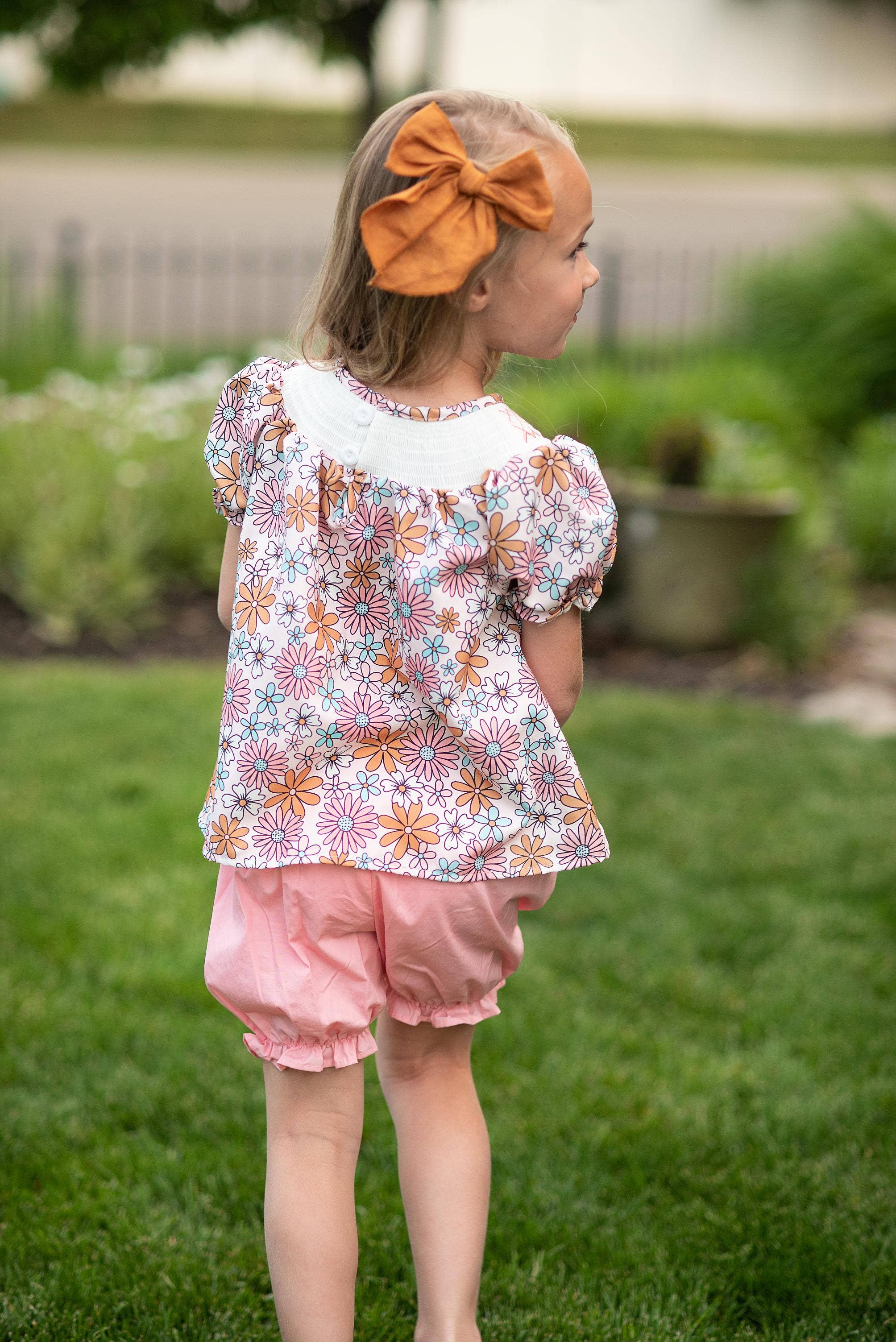 Wholesale Kids Retro Floral Smocked Pink Spring Easter Bloomer Set for