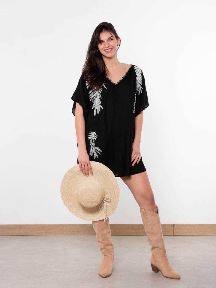 BOHO CHIC EMBROIDERED COTTON PONCHO for wholesale by SWEET MAGIC MODA Y COMPLEMENTOS