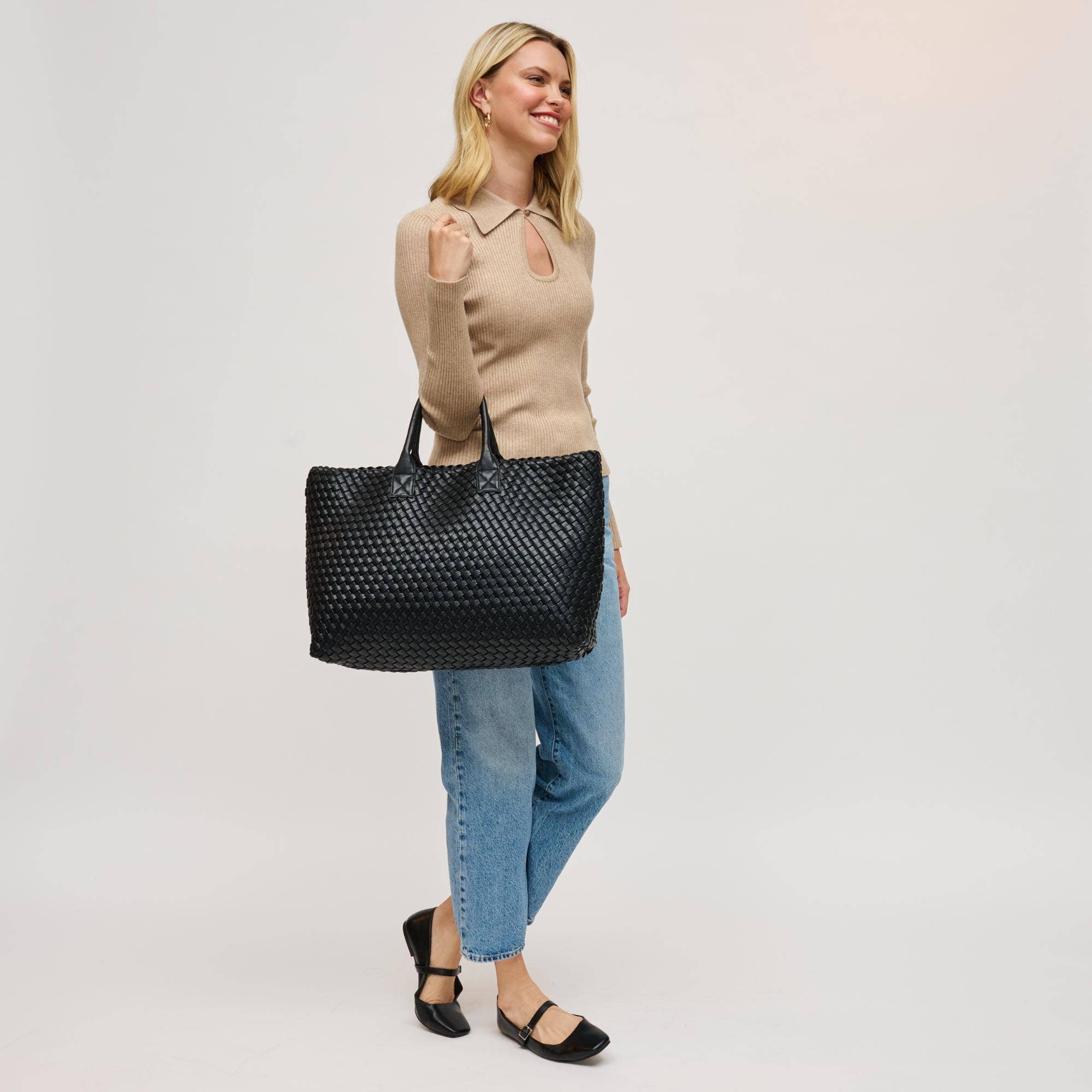 Urban Expressions - Wholesale Tote Bag - Women's - Ithaca Woven Vegan Leather Tote3