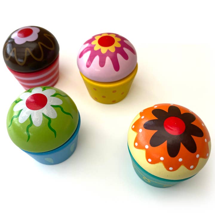BeeSmartToys - Wholesale Toy Set - Kids - VIGA TOYS - WOODEN CUPCAKES PLAY FOOD SET