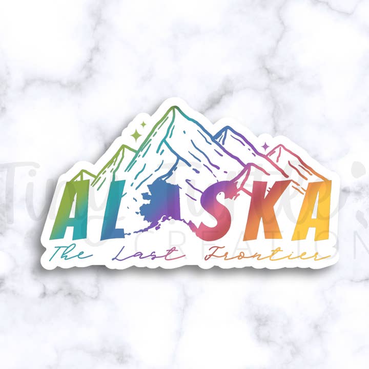 Alaska : L'ultime frontière Autocollant Arc-en-ciel pour la vente par Tiny Turtle Creations