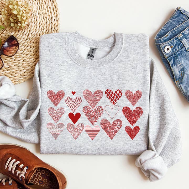 Refinery Number One LLC - Vendita all'ingrosso Felpa stampata - Donna - Heart Doodles, Felpa, San Valentino