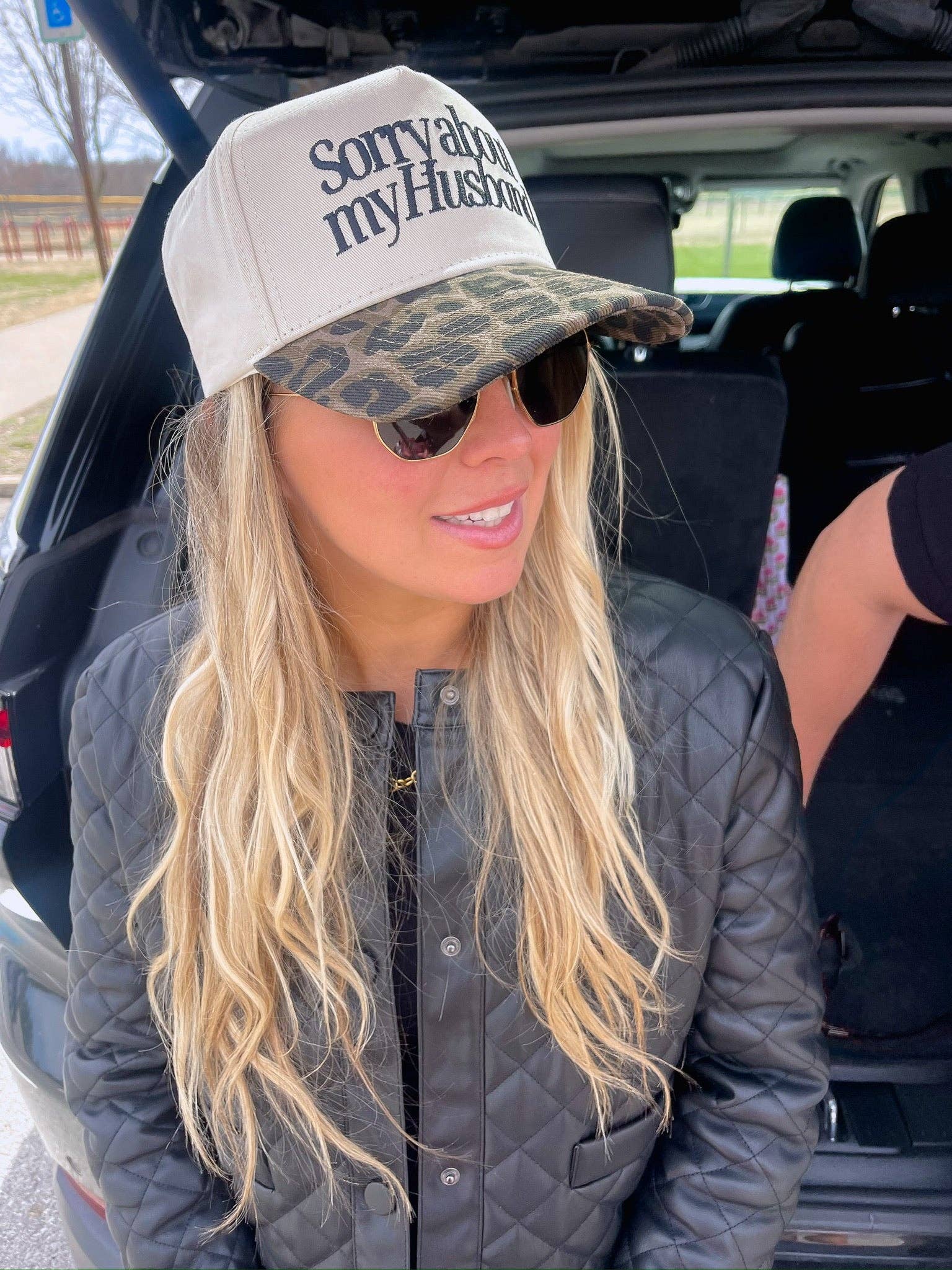 KENZKUSTOMZ - Wholesale Trucker Hat - Unisex - Sorry about my Husband / Wife Vintage Trucker Hat1