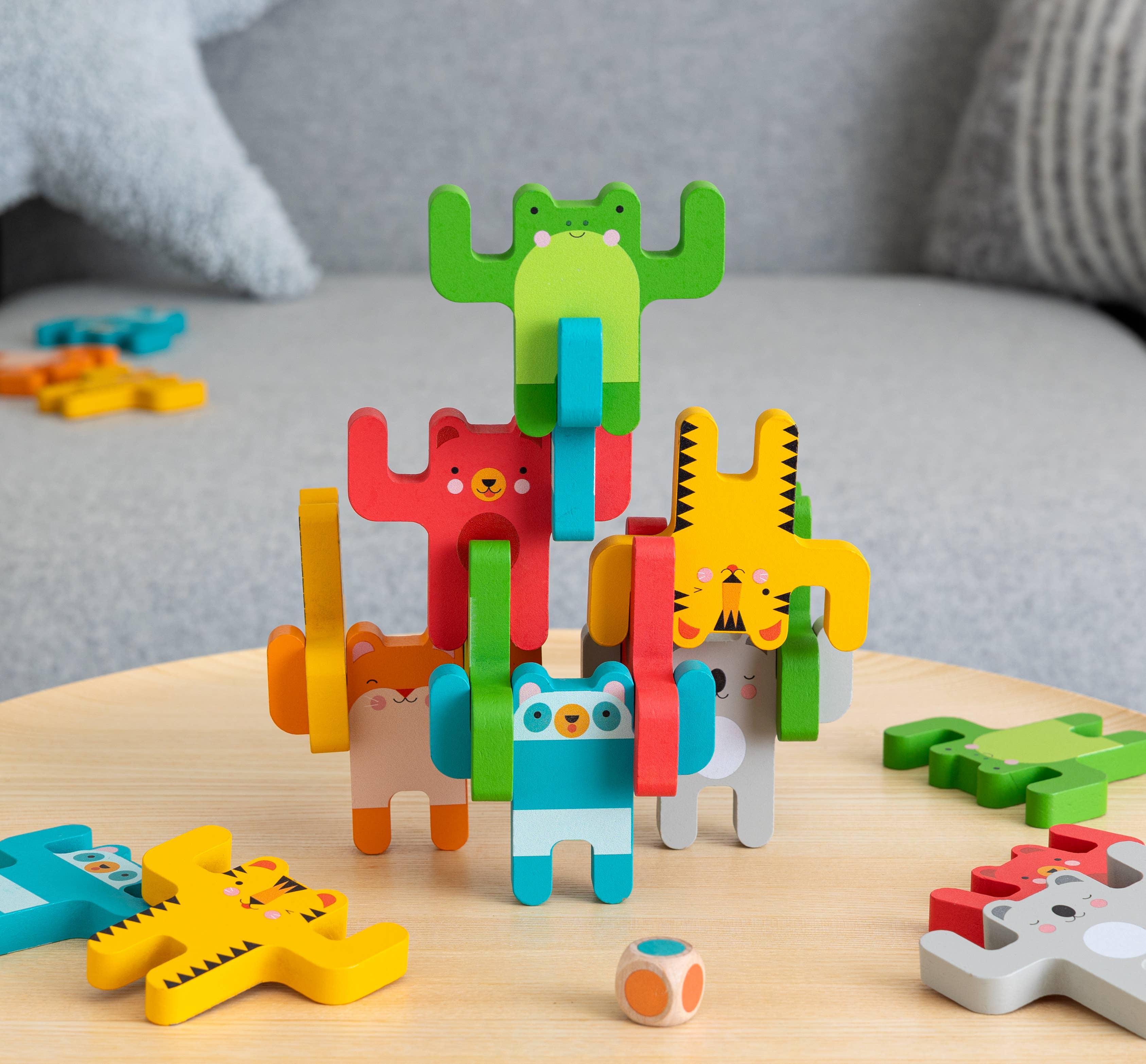 Chronicle Books - Wholesale Stacking Game - Animal Acrobats Balance Game6