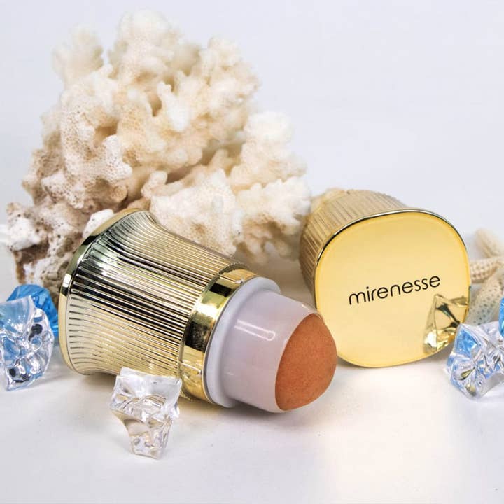 Mirenesse - Wholesale Face & body mist/water - NEW Volcanic Face Oil Roller with Refill - Sustainable - Eco Safe4