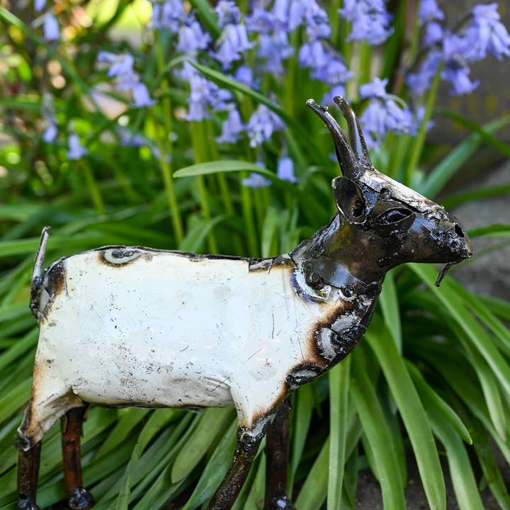 Swahili | AFRICAN MODERN - Wholesale Sculpture - Recycled Metal African Farm Goats4