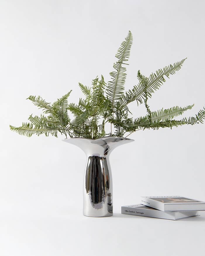 INSPECIAL HOME - Wholesale Vase - Handmade Modern Silver Bloom Vase, Ceramic Centrepiece1
