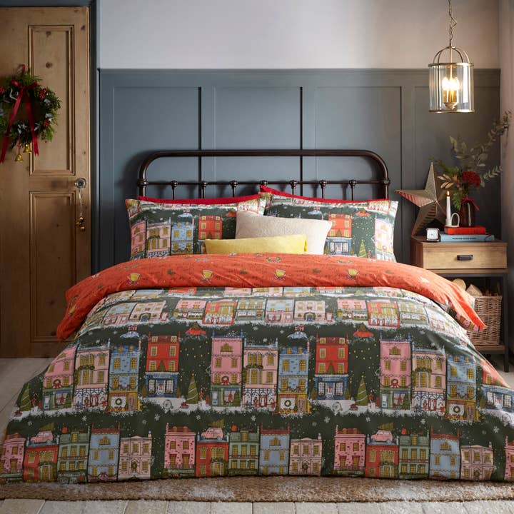 Christmas Spirit Festive Duvet Cover Set Green for wholesale by Riva Home