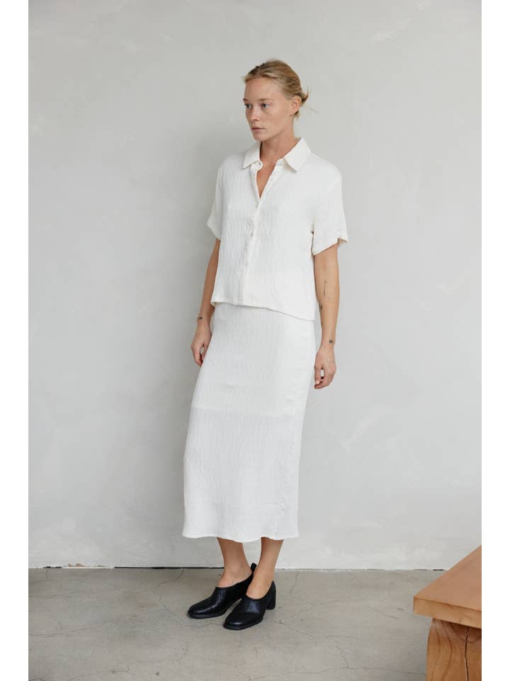 MOD REF - Vendita all'ingrosso Camicia button down - Donna - The Miranda Top | Top con bottoni testurizzati16