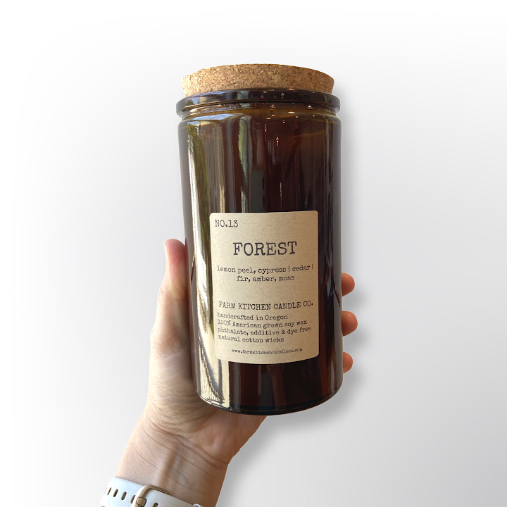 Farm Kitchen Candle Co. - Venta al por mayor Velas en tarros - Vela Forest Soy | Amber Apothecary | Grande, 14.5 onzas4