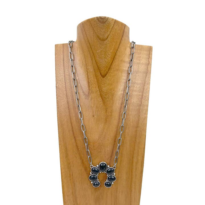 NKY240125-05-BLACK 22 Zoll silberne Metallkette mit schwarzem Stein-Hufeisen-Anhänger für den Großhandel von Western Elite Jewelry