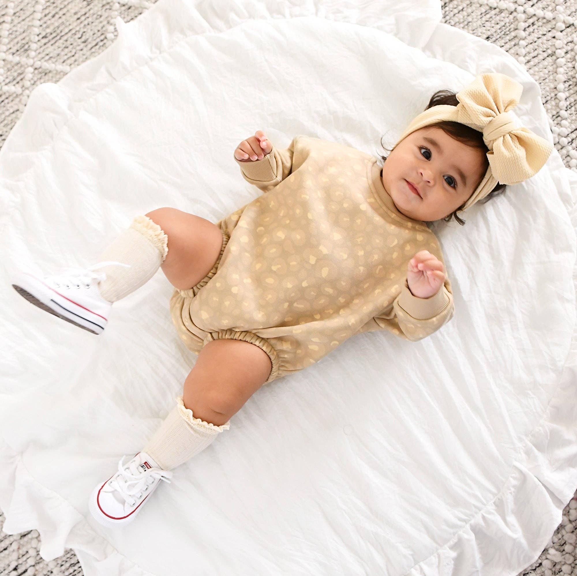 Gigi and Max - Wholesale Bodysuit (Non-Footed) - Baby - Amari Leopard SWEATSHIRT BUBBLE Baby Pullover Outfit2