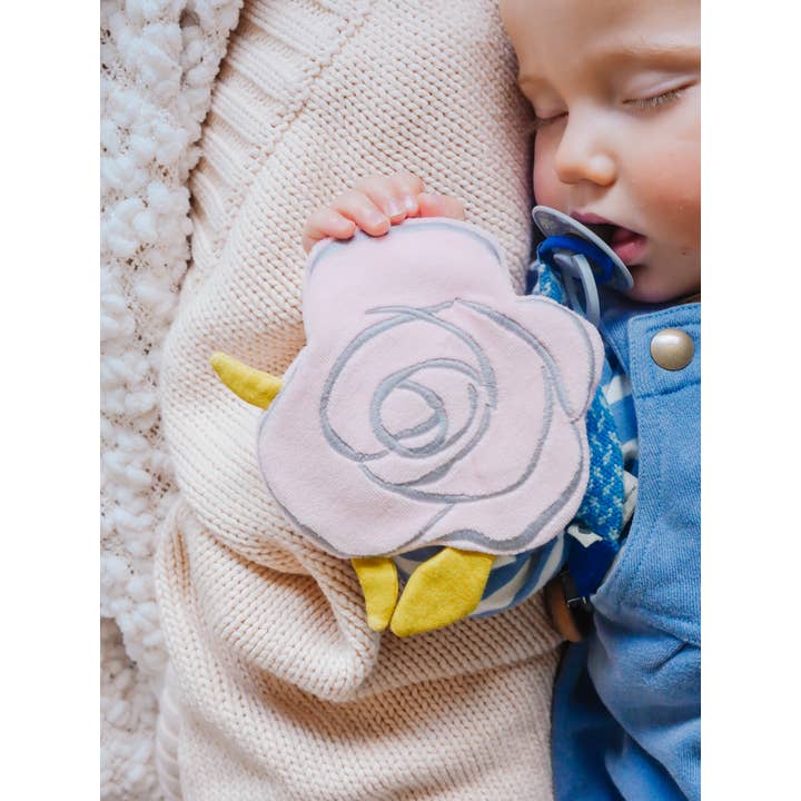 Tikiri Toys LLC - Wholesale Crinkle Tag Toy - Baby - Scrunchie Flower Rose with Crinkle3