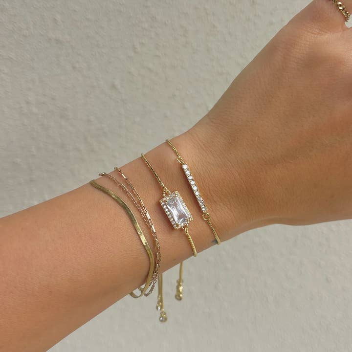 Nikki Smith Designs - Wholesale Jewelry Set - Daley Gold Slider Bracelets