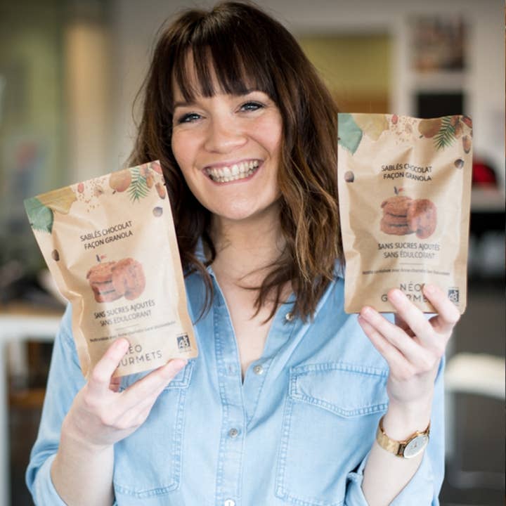 NEOGOURMETS - Wholesale Cookie - Granola-style Chocolate Shortbread3