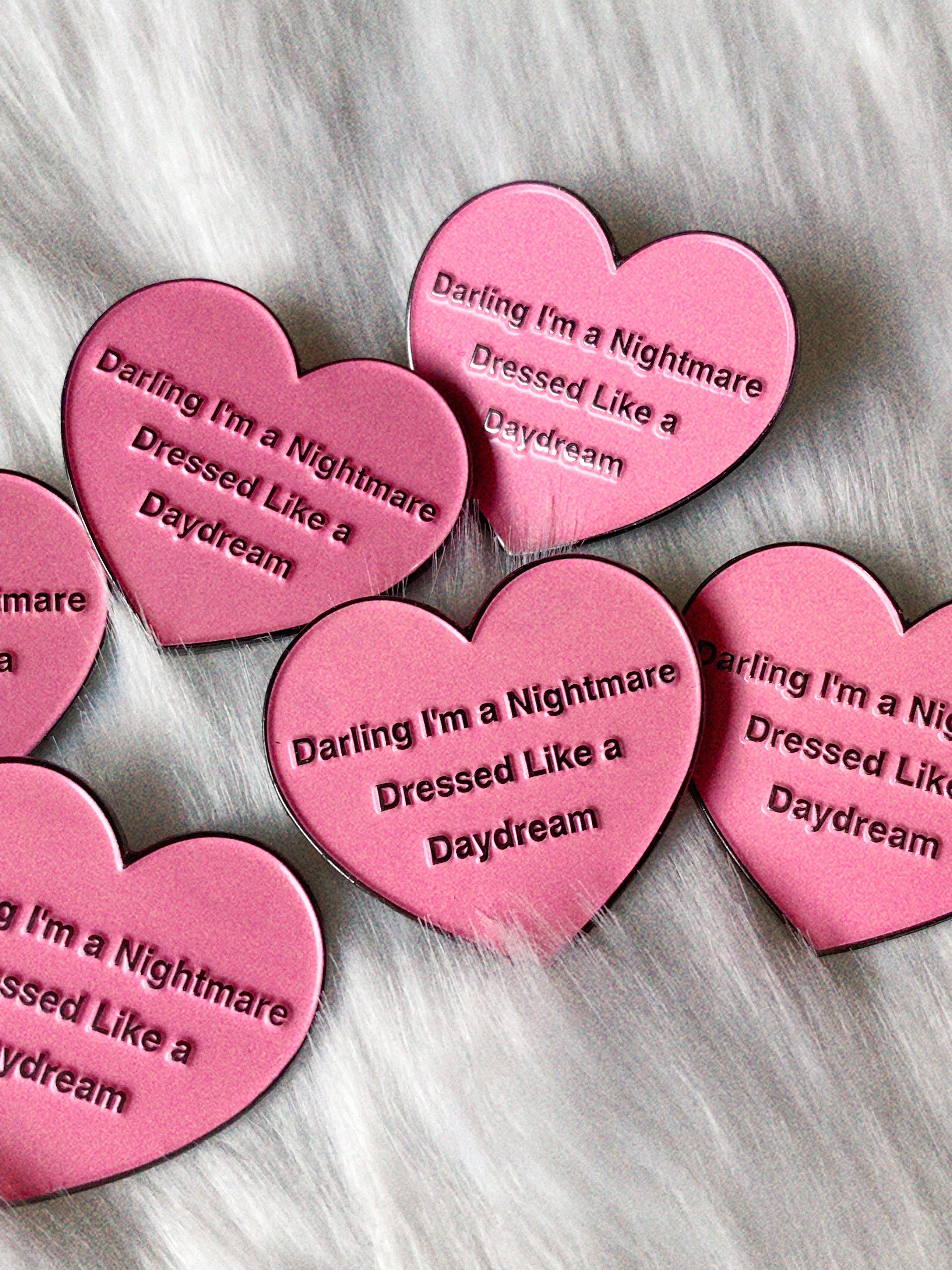 Kismet Showroom – Großhandel Anstecker/Button – Taylor Swift Blank Space Lyrics Emaille-Pin1