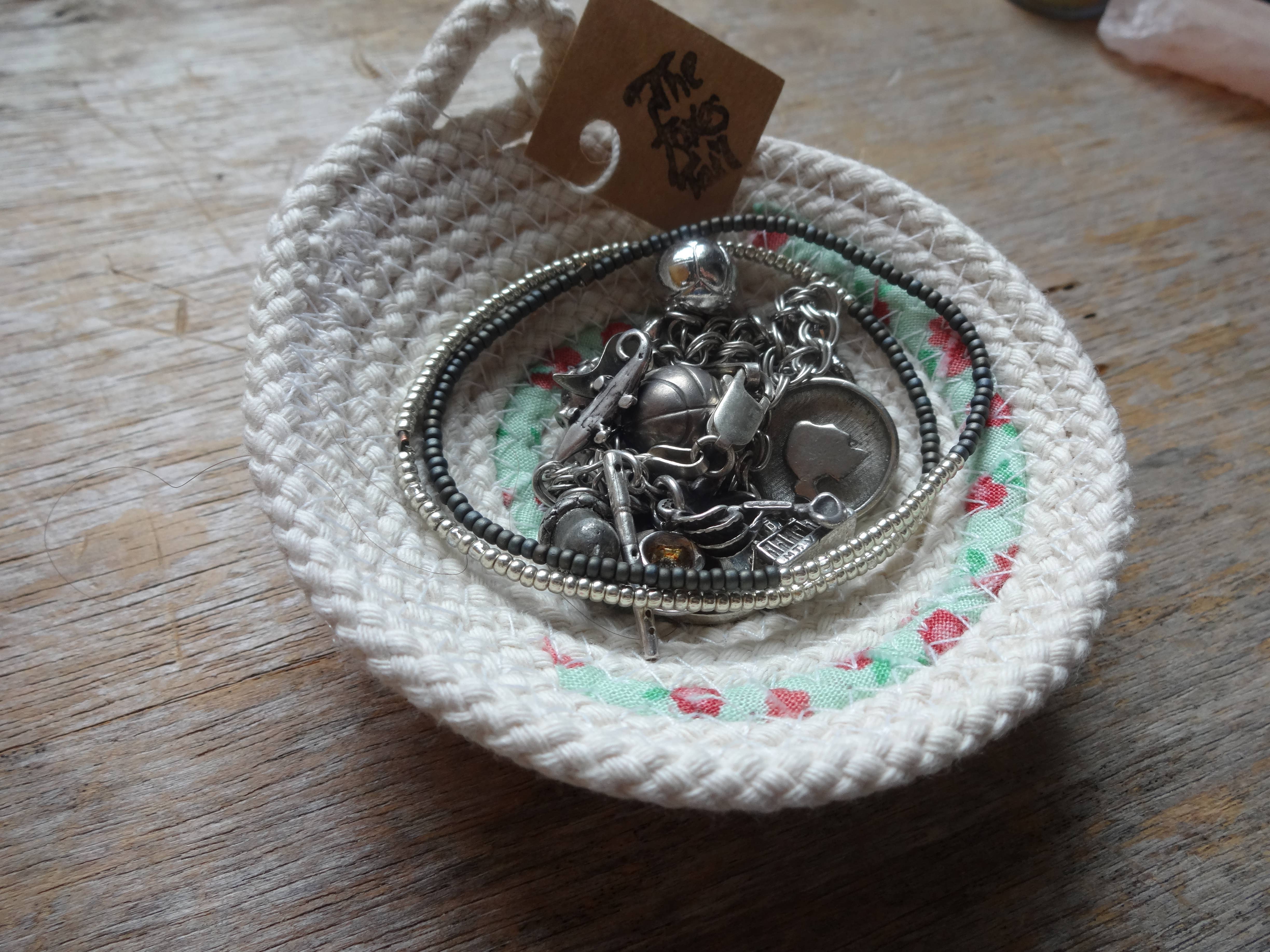 The Foxes Tail - Wholesale Decorative Plate/Dish/Bowl - Fabric Wrapped Cotton Rope Bowl: Small13
