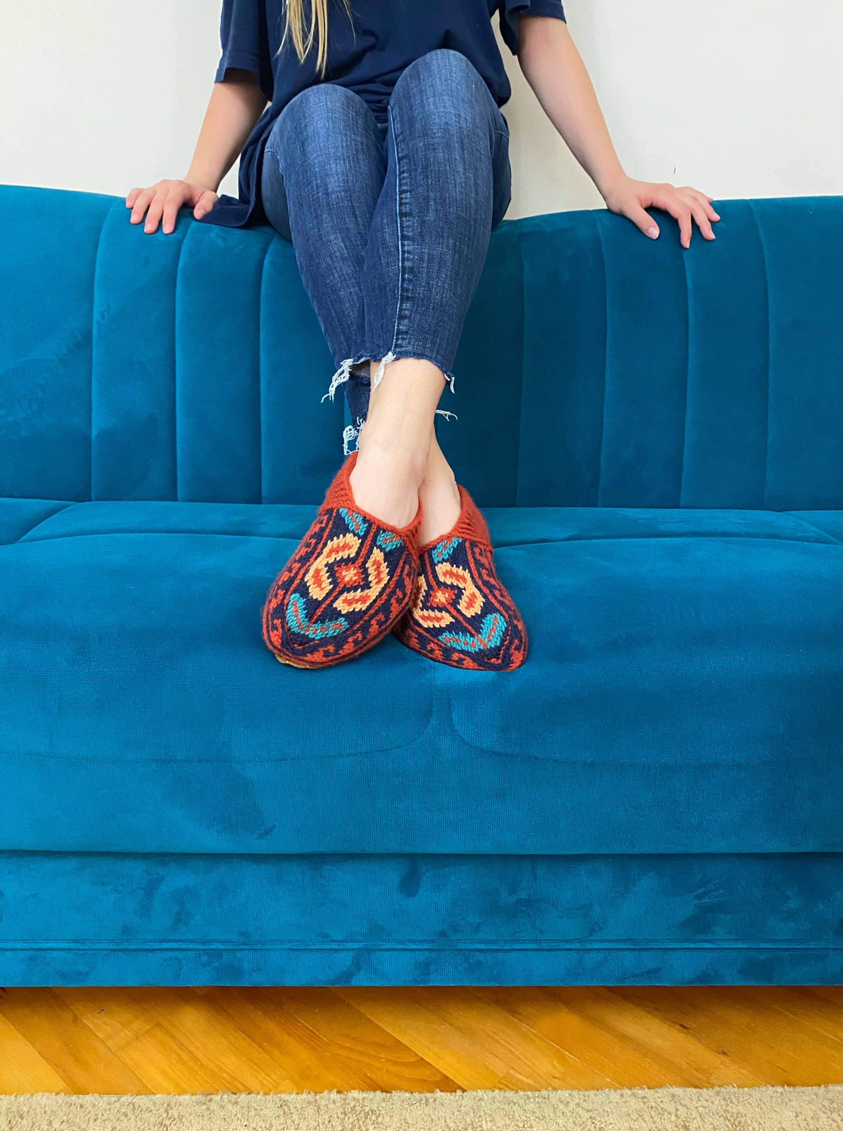 Azerbaijani Socks - Wholesale Sock Slippers - Women's - Adult Women's Slipper Socks : Burnt Orange Set of 65