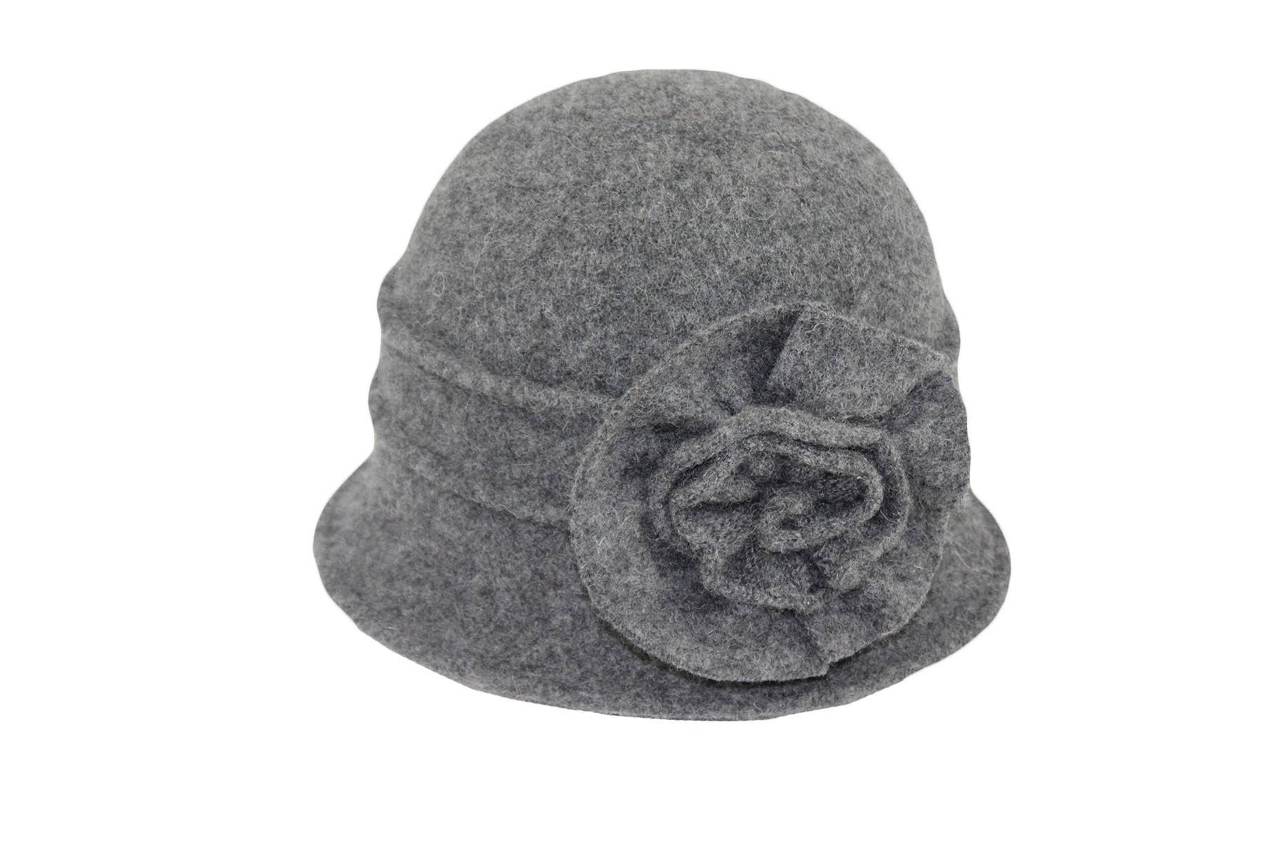 Jeanne Simmons Accessories - Vendita all'ingrosso Cappello cloche - Donna - Cappello da donna in lana cotta con pieghe e fiore grande3