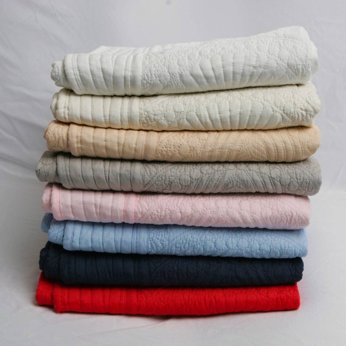 Prairie Impressions - Wholesale Quilt - Grey Quilt2