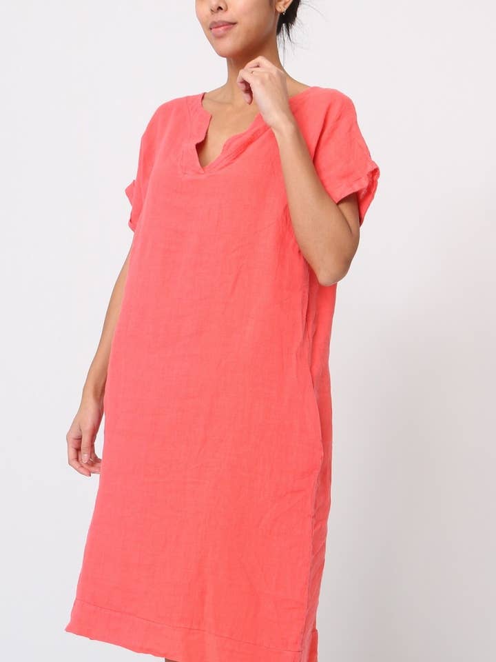 Short dress in 100% linen REF.3141 for wholesale by LÉA & LUC