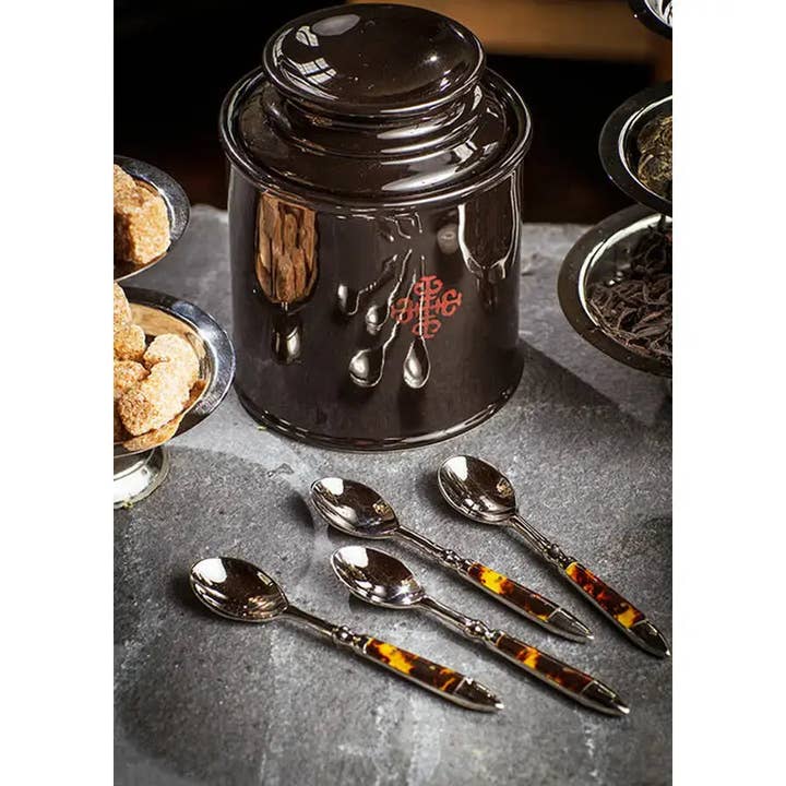 boîte de rangement en céramique pour la vente par Mothology Home