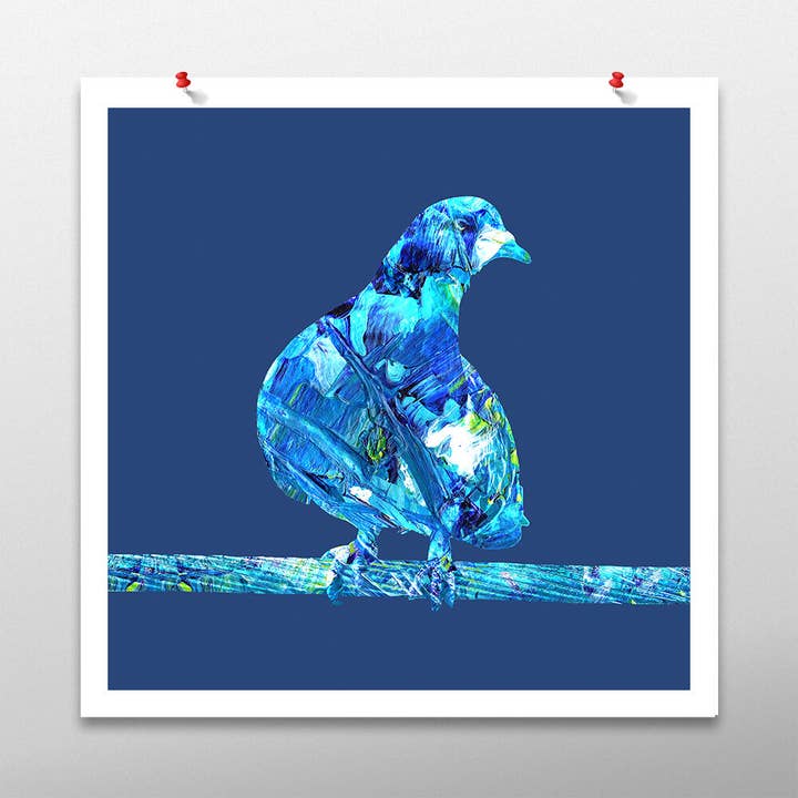 Œuvre d'art en forme de pigeon, décoration murale bleue, affiche, sans cadre pour la vente par Studio byAbi