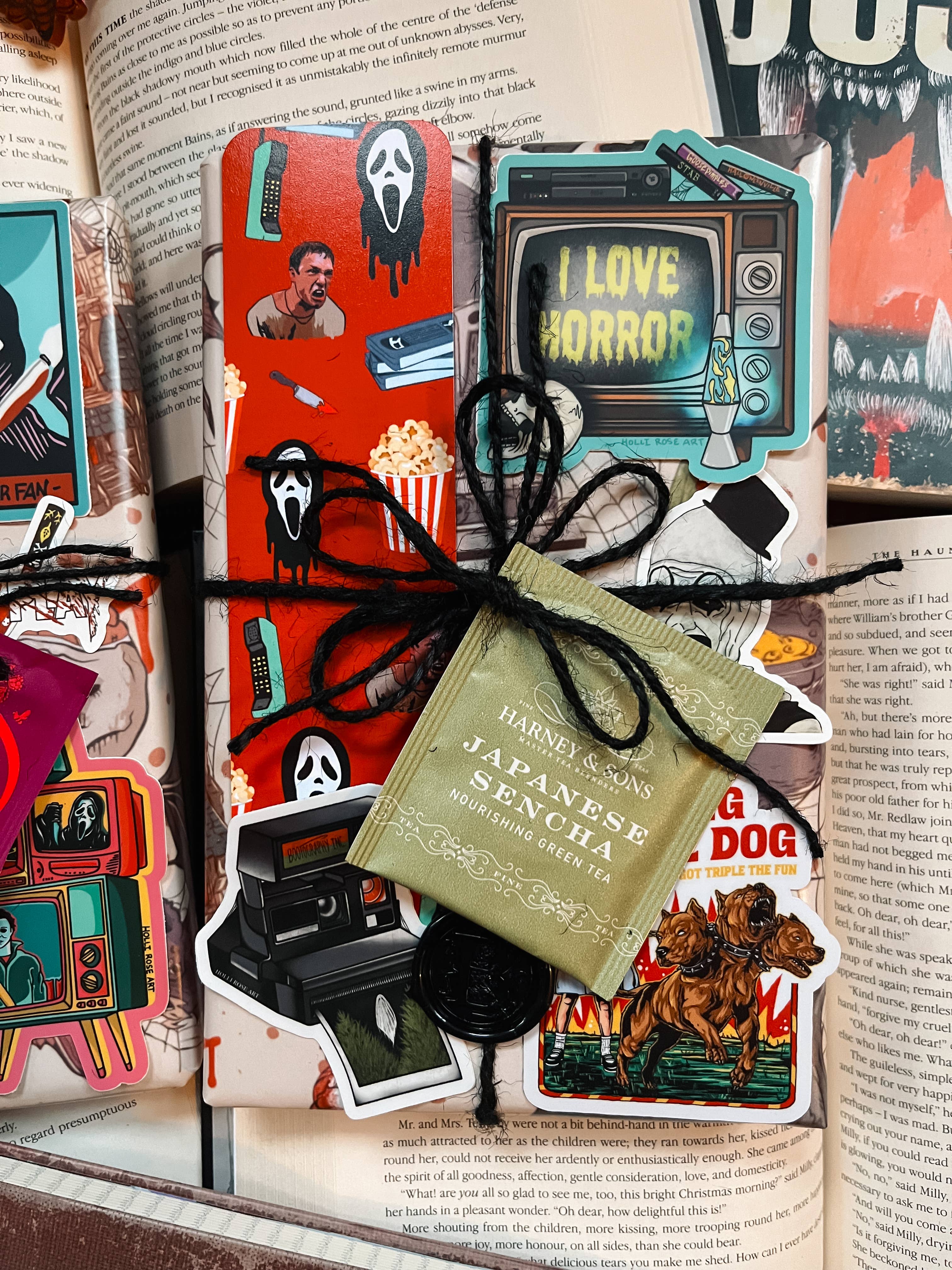 Belladonna Book Coven - Wholesale Horror & Paranormal - Horror Blind Date With A Book1