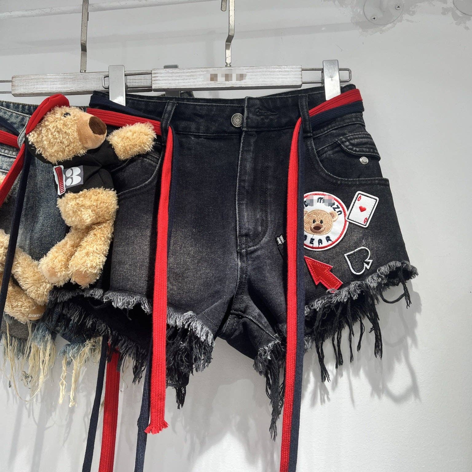 Sanyao Fashion - Wholesale Shorts - Women's - M127 Playful Patchwork High Waist Raw Hem Denim Shorts2