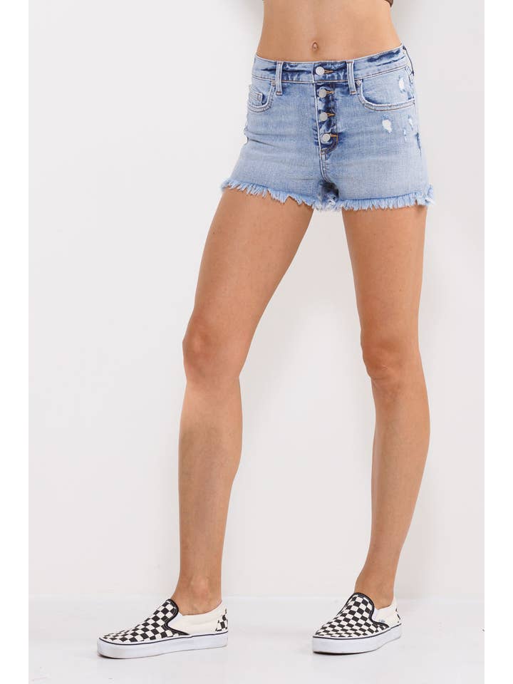Sneak Peek - Wholesale Shorts - Women's - ♡20% SALE♡ HIGH RISE 90's FRAYED HEM SHORTS - LIGHT WASH