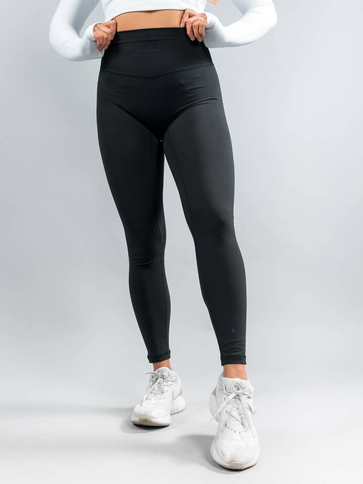 Effortless Classic Leggings - Black for wholesale by Til You Collapse