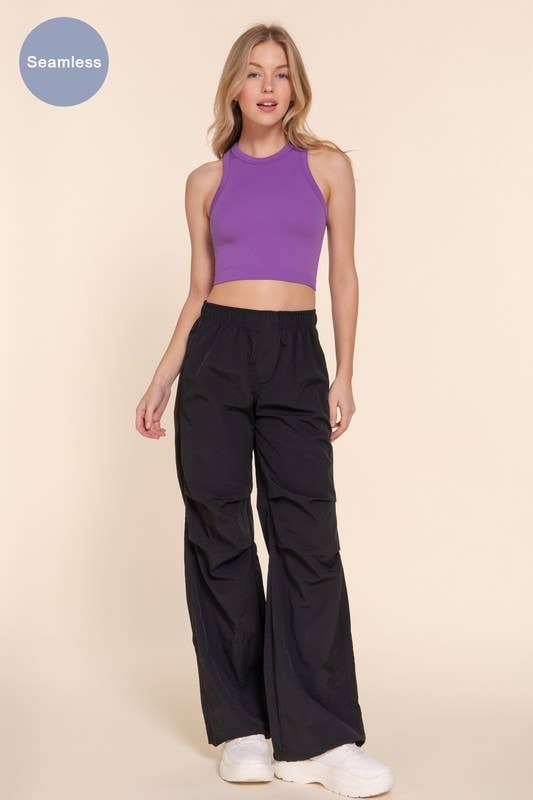 Active Basic | Active USA – Großhandel Strickoberteil – Damen – Ärmelloses, nahtloses Ripptop mit Rundhalsausschnitt29