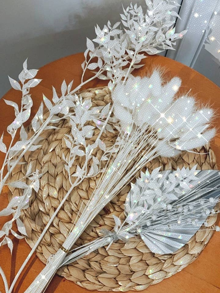 WHITE COLLECTION /white ruscus branch/ white bunnytail/ silver palm spear bouquet / wedding decoration/ Dried flowers cake topper for wholesale by DemiVi Style