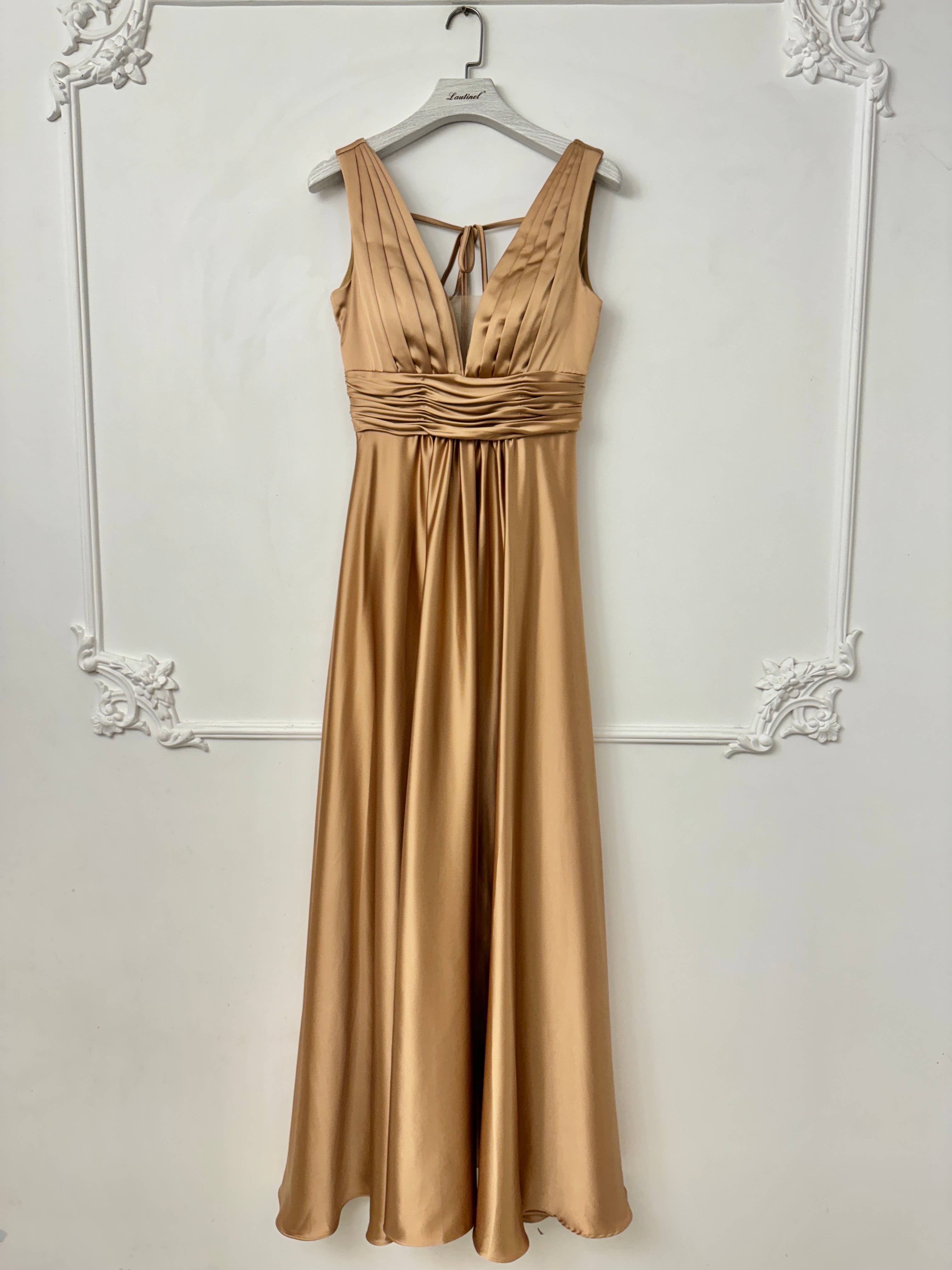 Lautinel – Engroshandel Aftenkjole - Dame – Plus size aftenkjole i satin med V-udskæring R1874G4