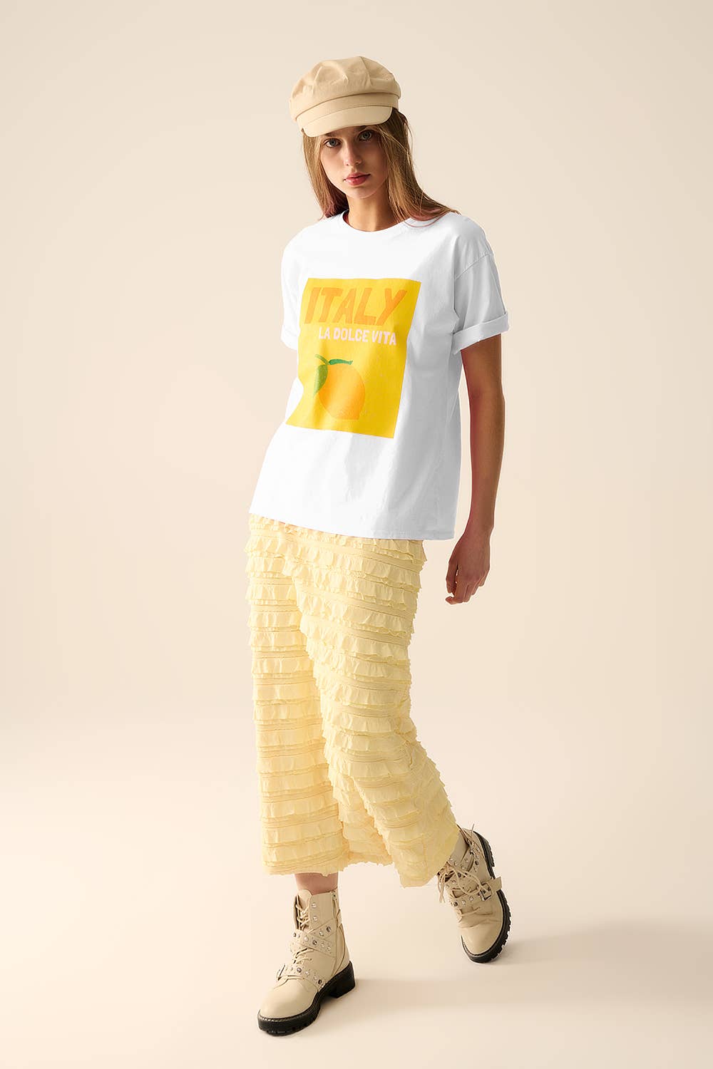 White Italy Dolce Vita T-shirt With Lemon Graphic Print for wholesale on Faire2
