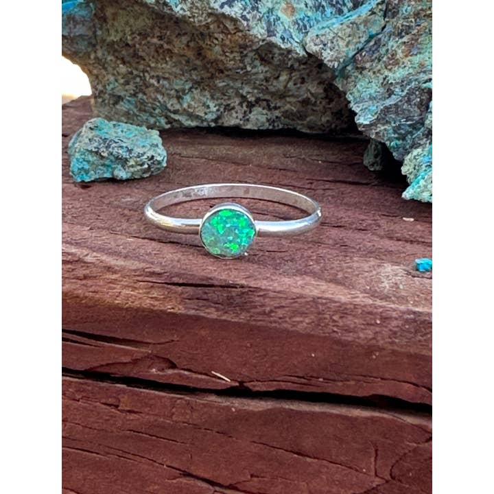 Nizhonitradersllc - Wholesale Single Stone/Solitaire Ring - Zuni Sterling Silver & Green Opal Dot Ring
