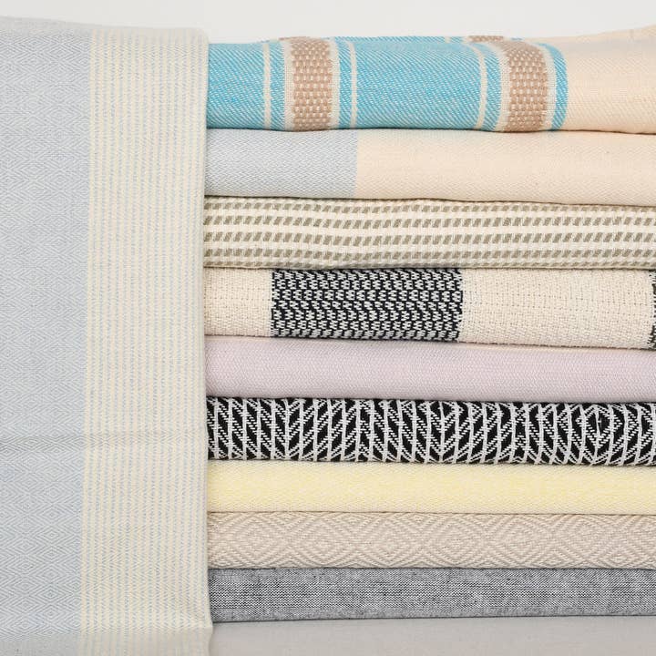 Serviettes de luxe en coton biologique, ensemble de serviettes à main brodées pour la vente par Organic Turkish Towels
