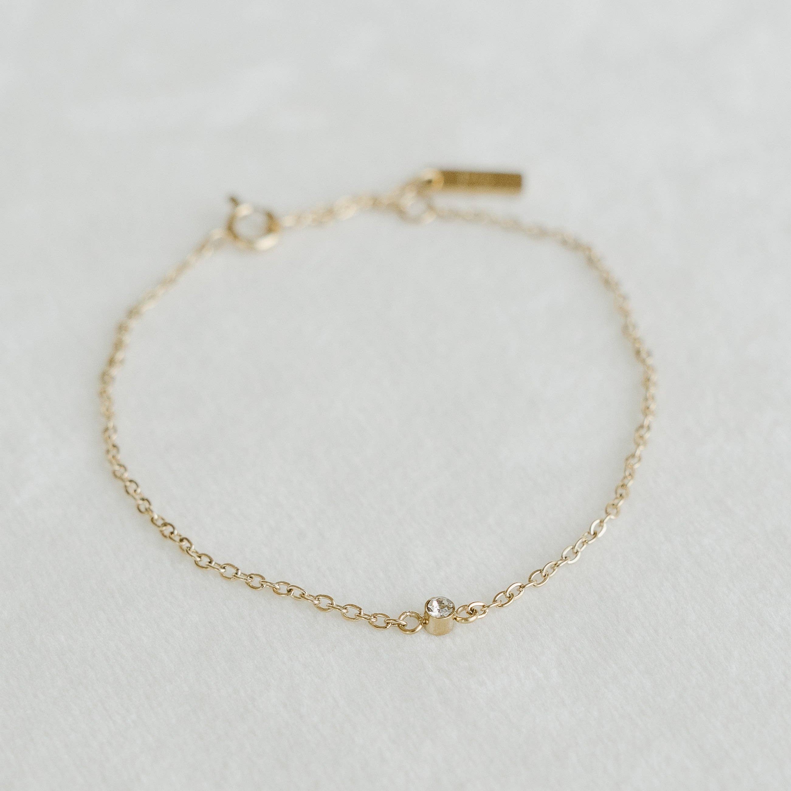 PETITE GOLD - Wholesale Link & Chain Bracelet - Lucy Bracelet0