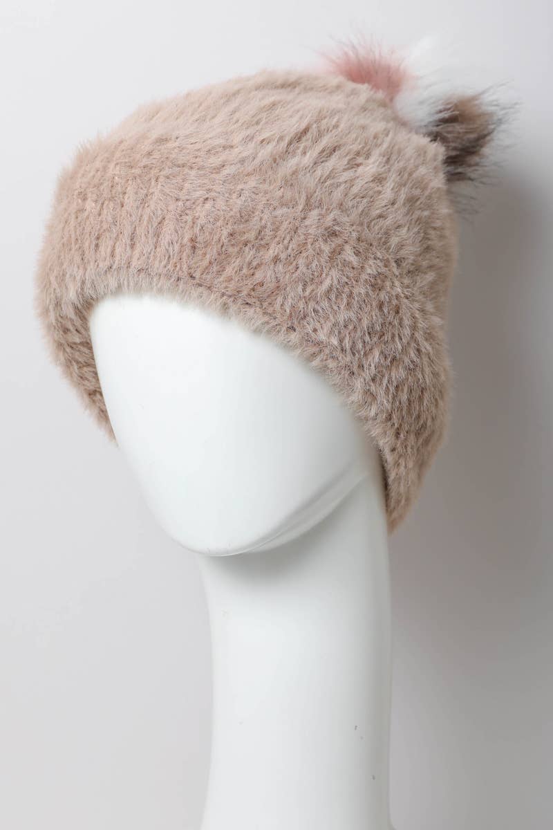 Leto Accessories – Großhandel Beanie – Damen – Strickmütze aus Plüschimitat aus Mohair für winterliche Wärme 🤎6