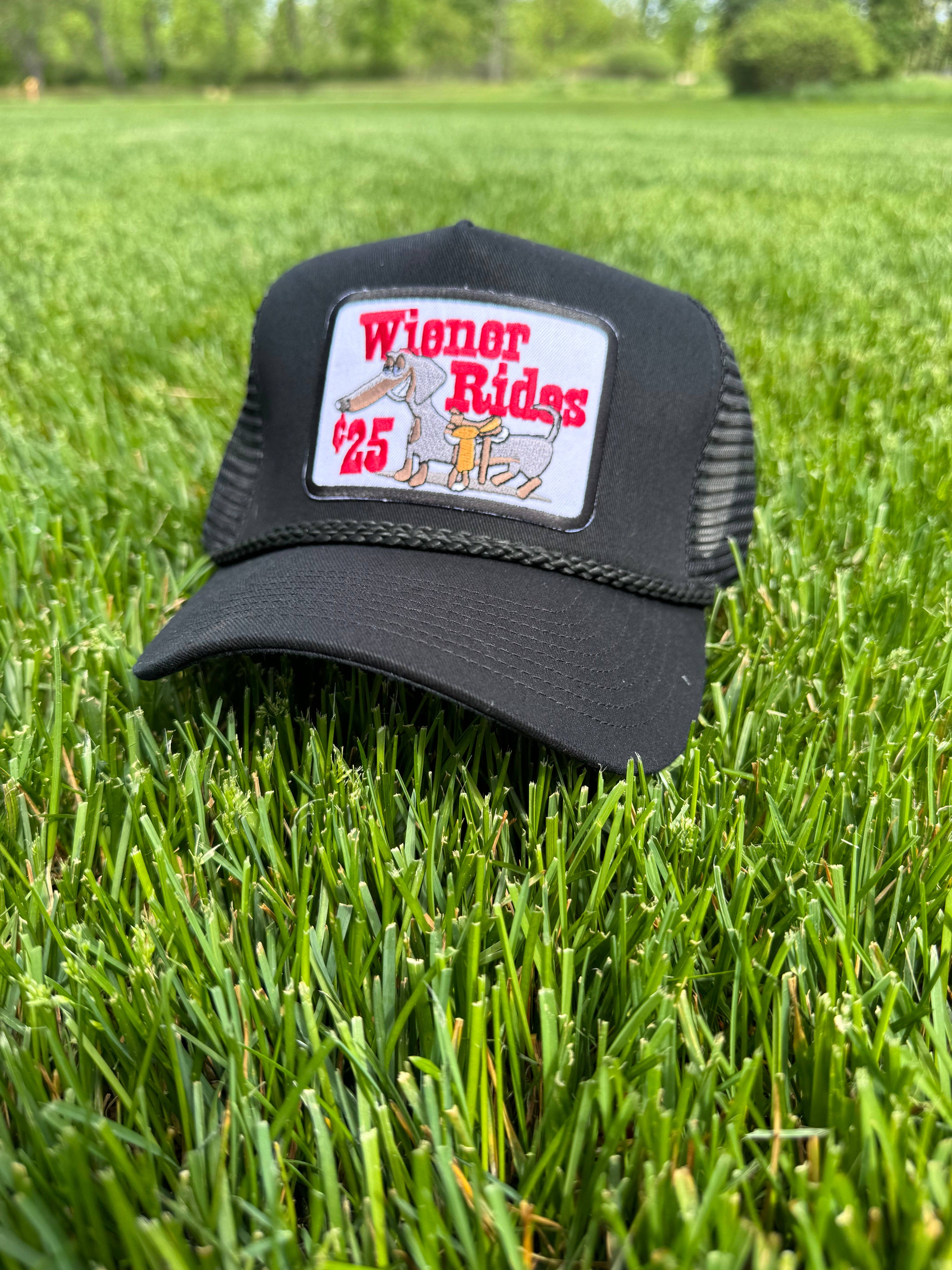 River Bent Hat Co. - Wholesale Truckerpet - Uniseks - Wiener Rides Black Trucker van 25 cent2