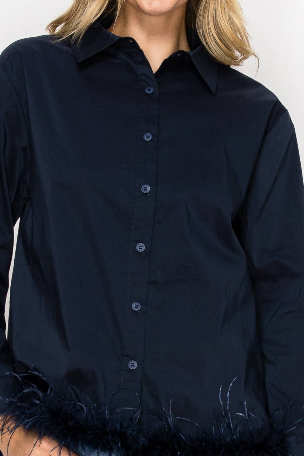 Joh Apparel – Engroshandel Skjorte med buttondown – til kvinder – Janess fjerprydede top10