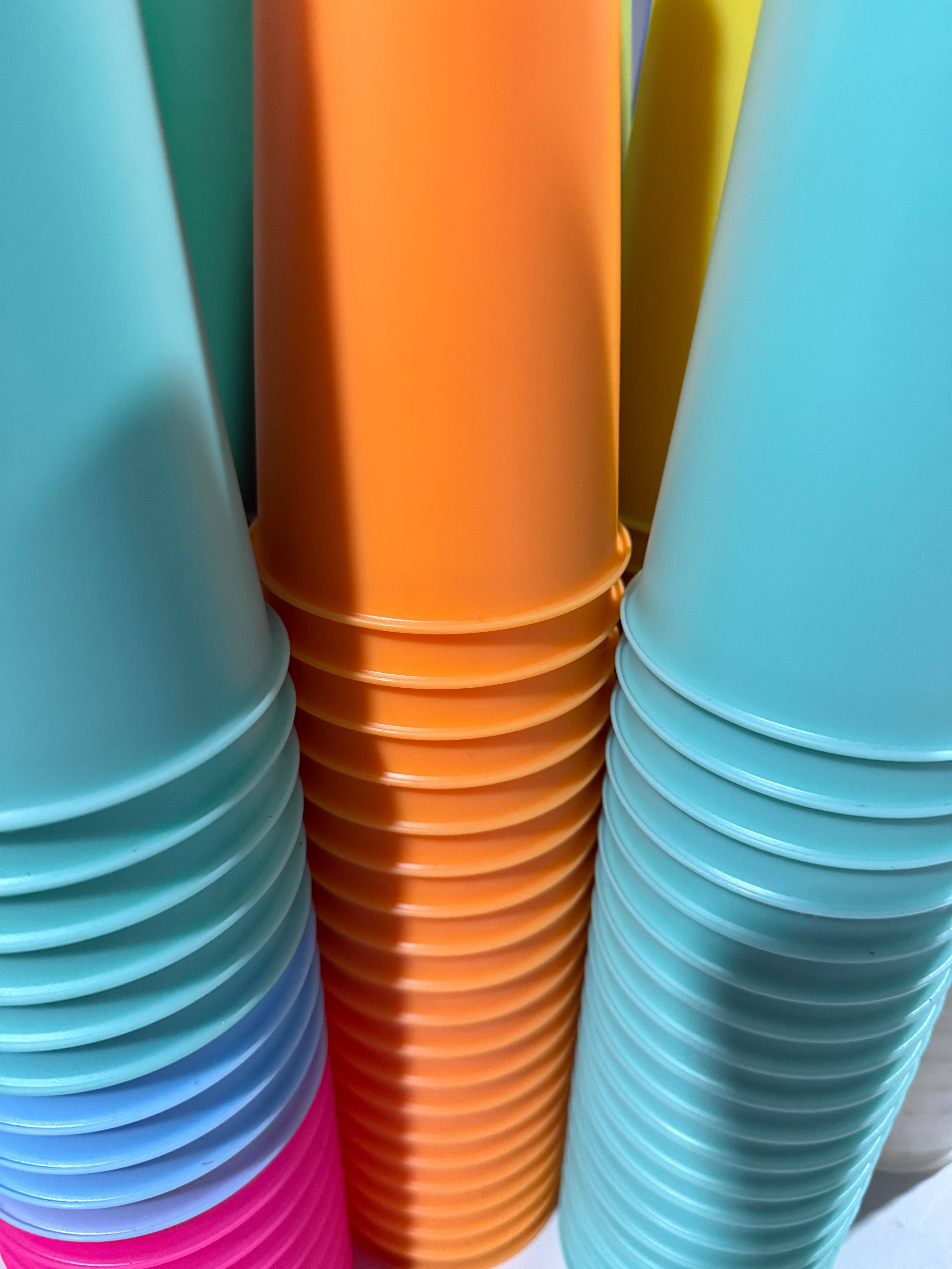 One Stop Cups - Wholesale Drinking Glass/Cup - 16oz 50-Pack Cold Cups with Lids & Straws - Mixed Colors 4