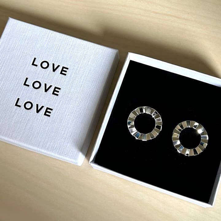 Love Lori Michelle Jewelry ā wholesale Hoop earrings ā Facet Modern Circle Earrings2