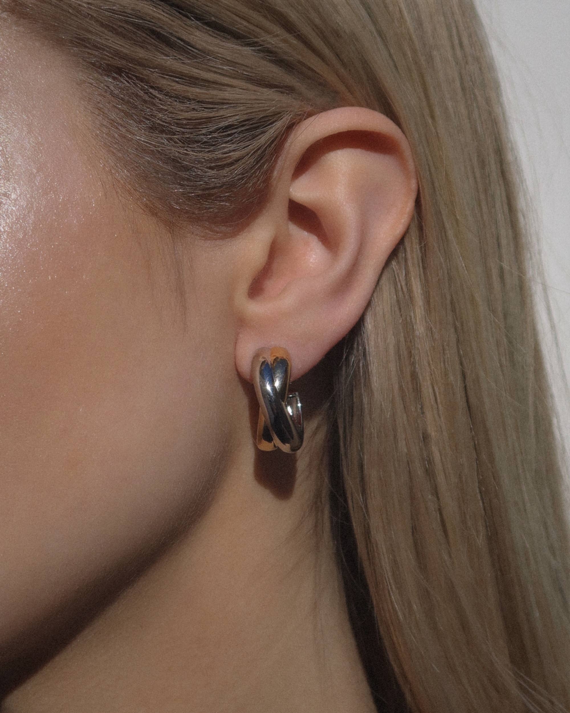 Mod + Jo - Wholesale Hoop Earrings - Sullivan Two-Toned Hoops1