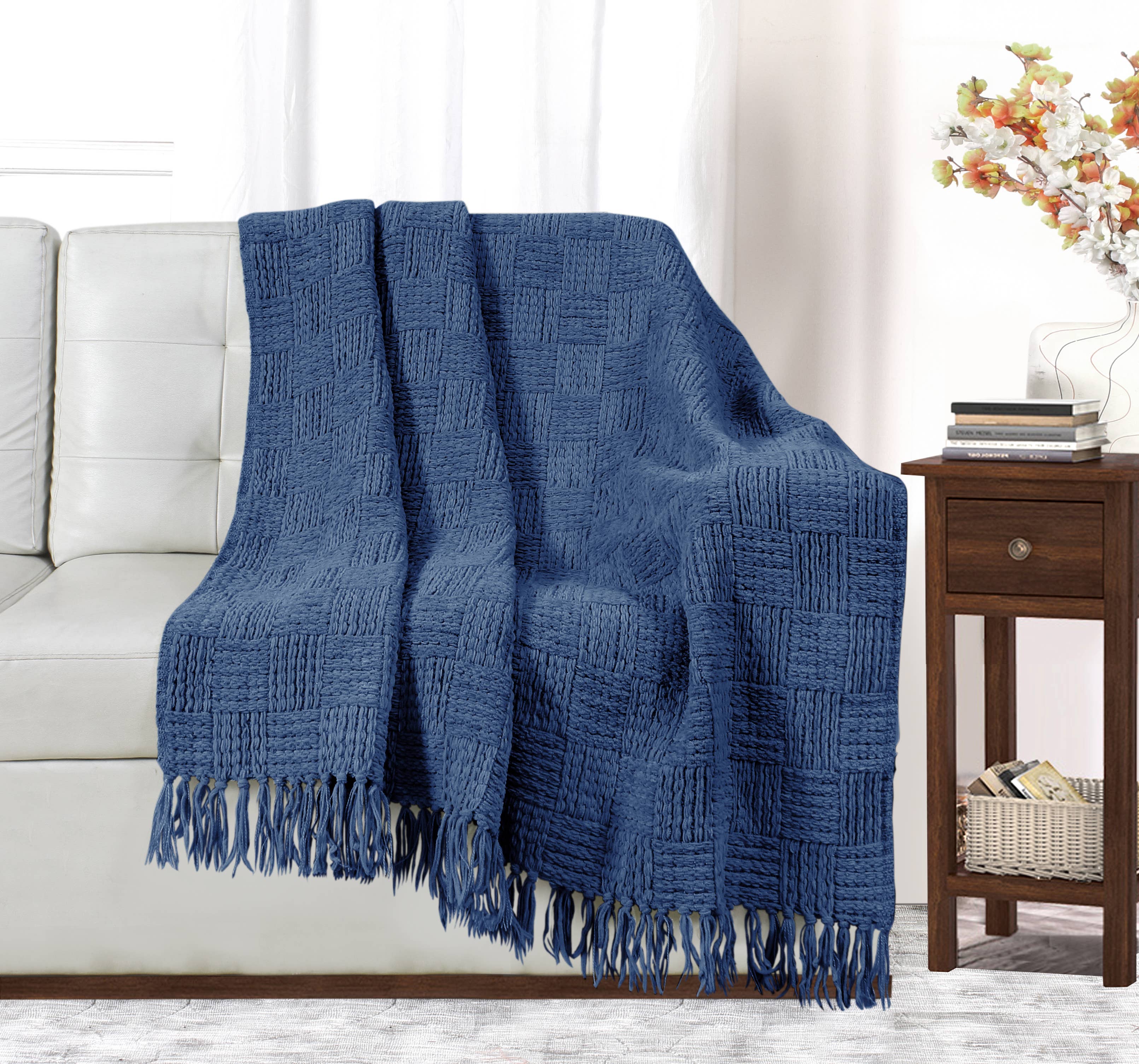 Bed Bath Fashions - Vente Plaids - Plaid panier à franges en chenille surdimensionné Kathy Ireland24