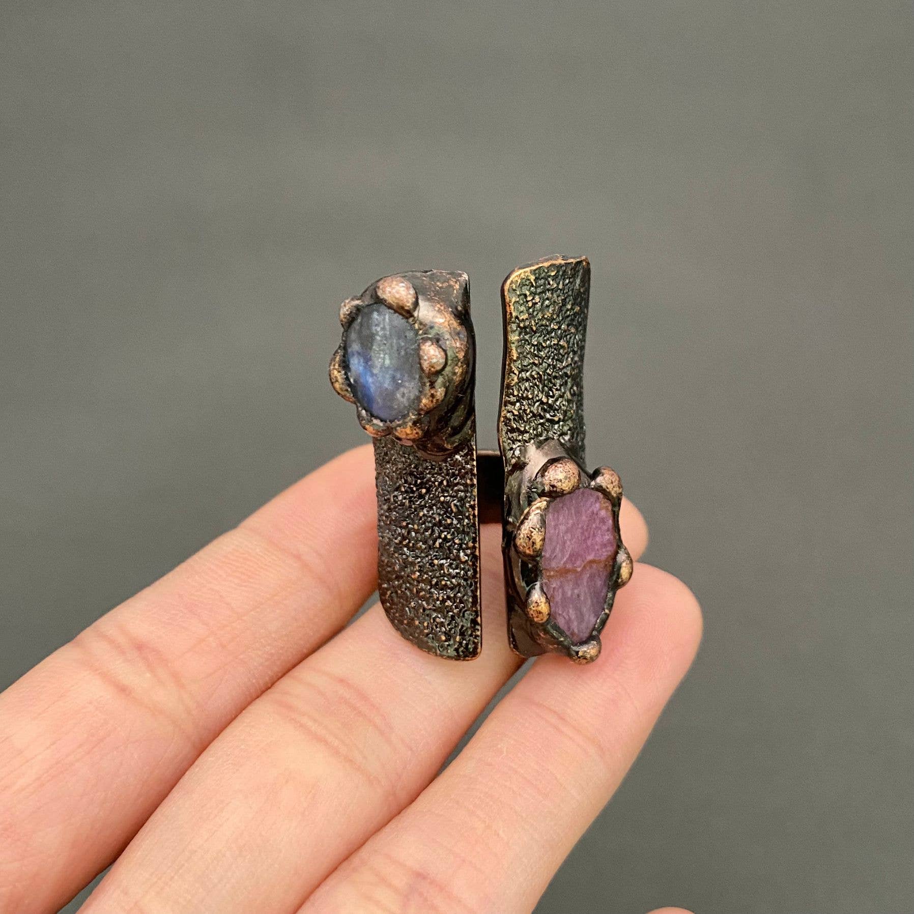 Mio Queena - Wholesale Multi-Stone Ring - Vintage Anemousite & Rhodonite Crystal Adjustable Ring - CS0