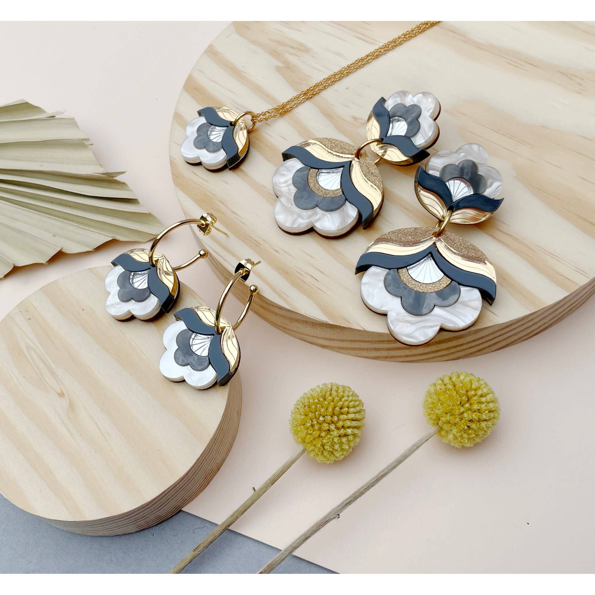 Rosa Pietsch - Vente Créoles - Créoles Anna Retro Flower : métalliques4