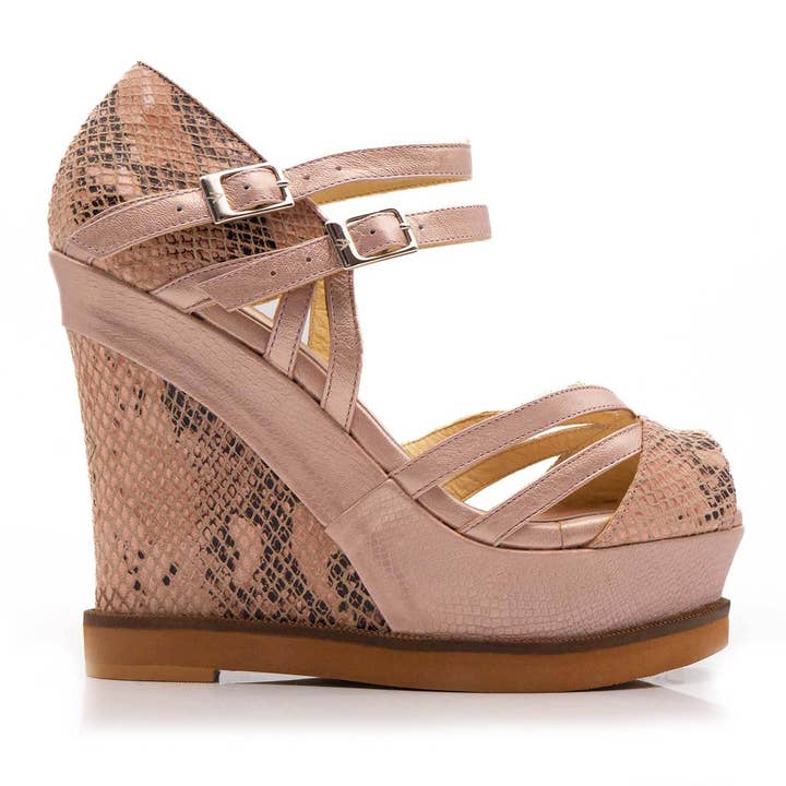 Trebol for wholesale by ALTURA SIETE LLC