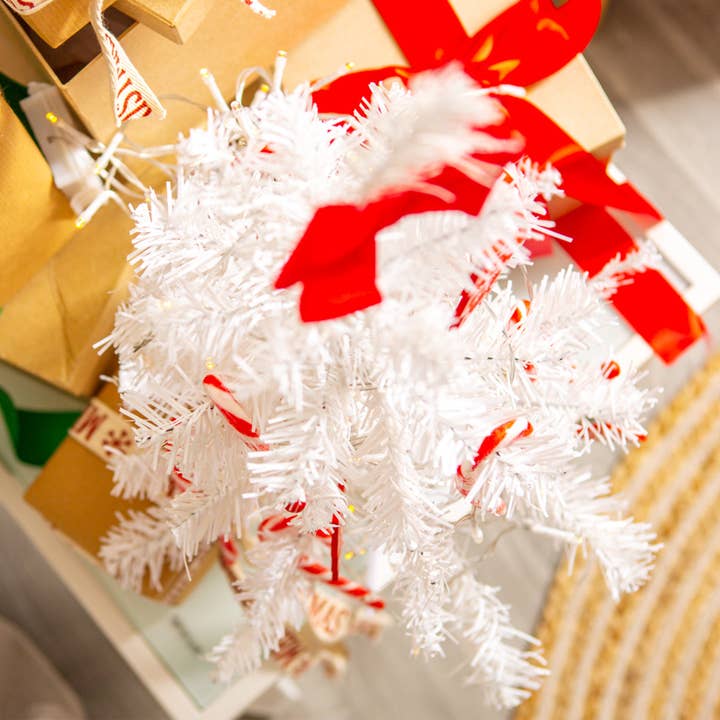 Rinkit Ltd – wholesale Konstgjord julgran – Harbour Housewares vit konstgjord julgran – 60 cm med fot3